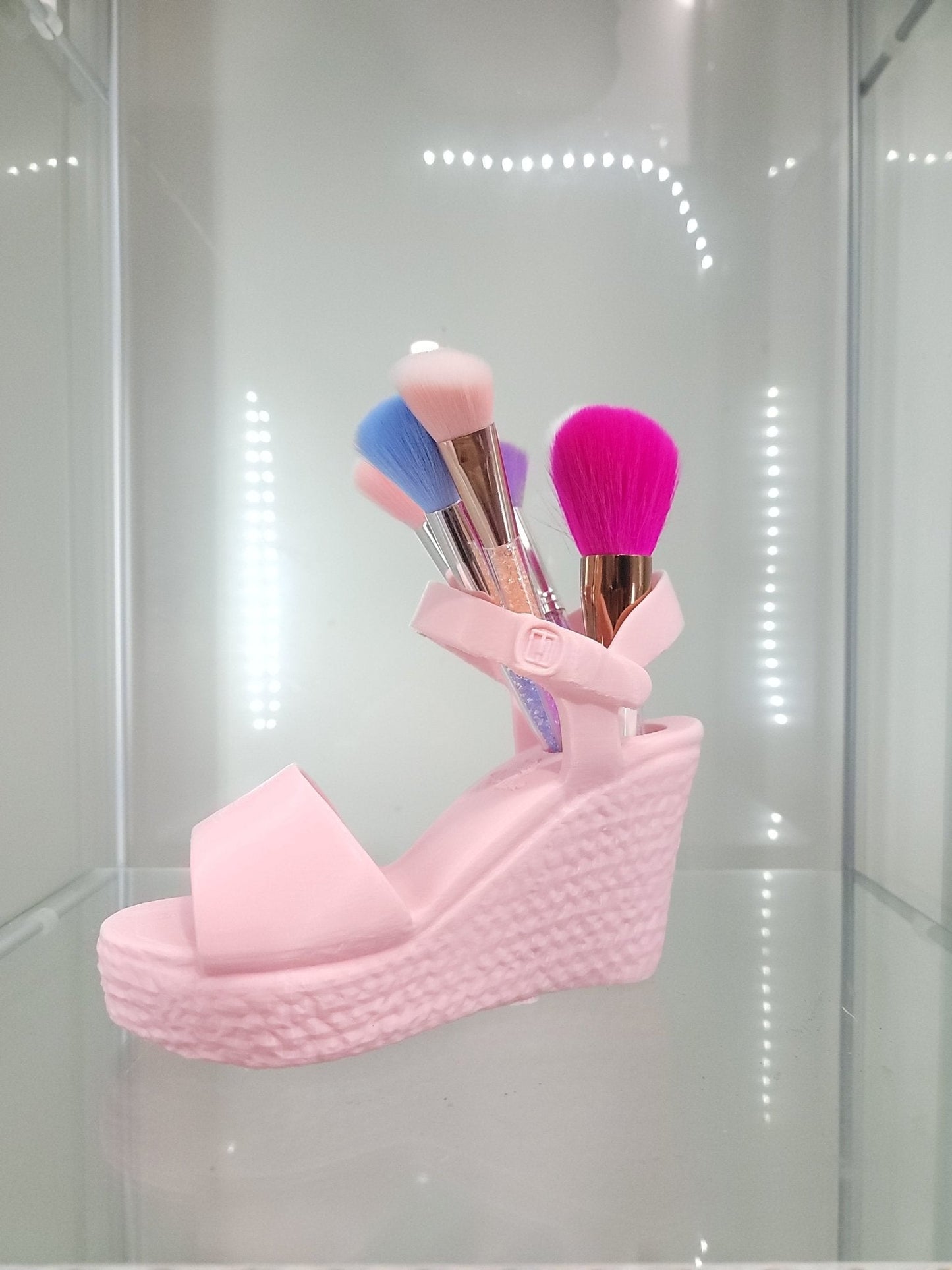 Glam Wedge Shoe Brush Holder - Step Into Style!