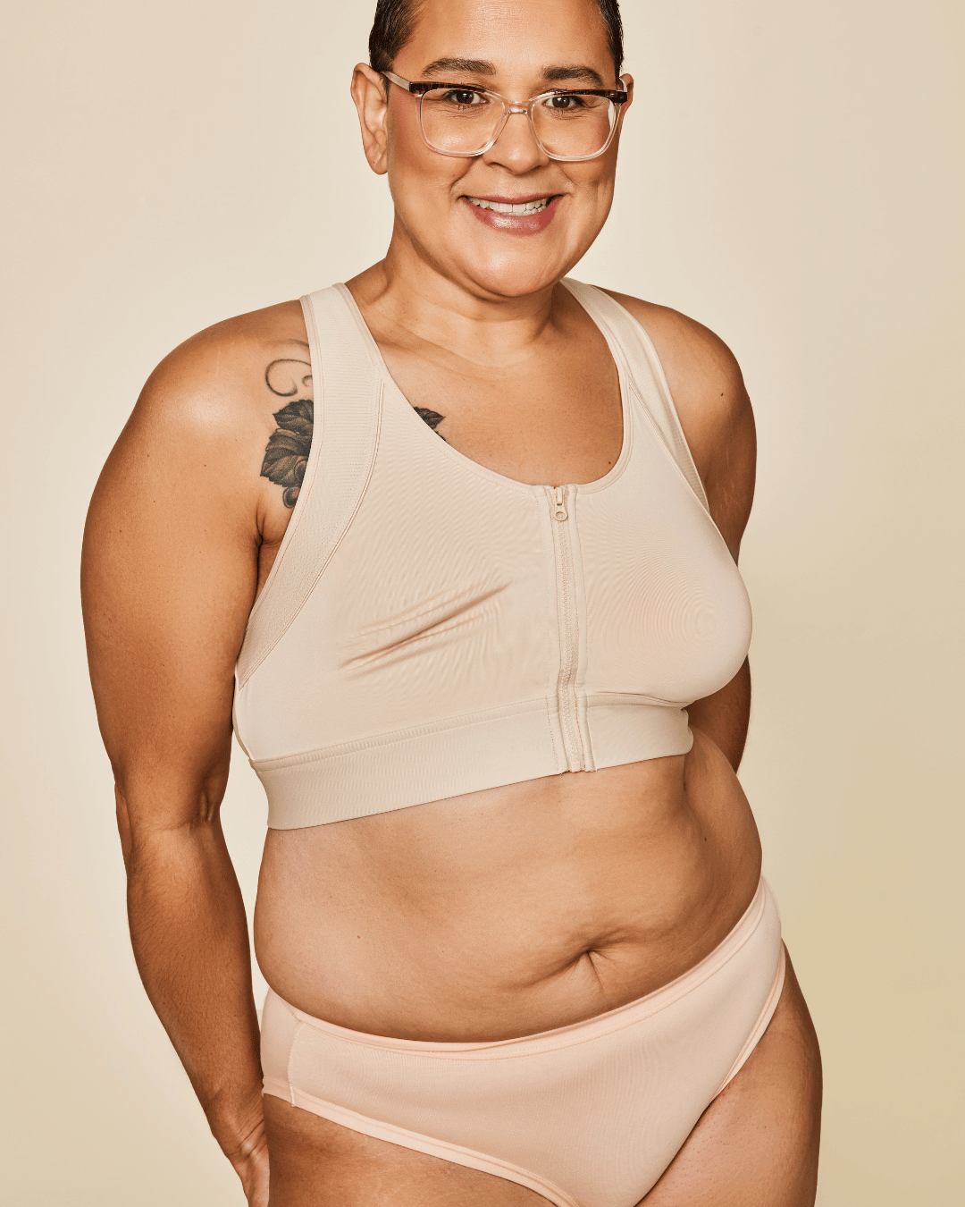 Hero Front‑Closure Sports Bra - Buff