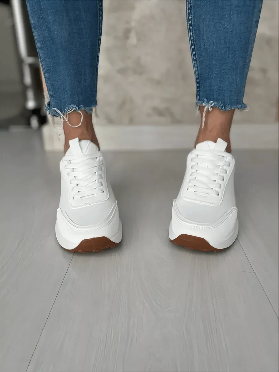 Alyssa Sneakers