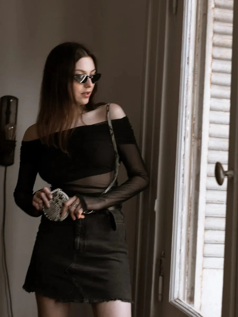 Bernadette Tight Bottoming T-shirt