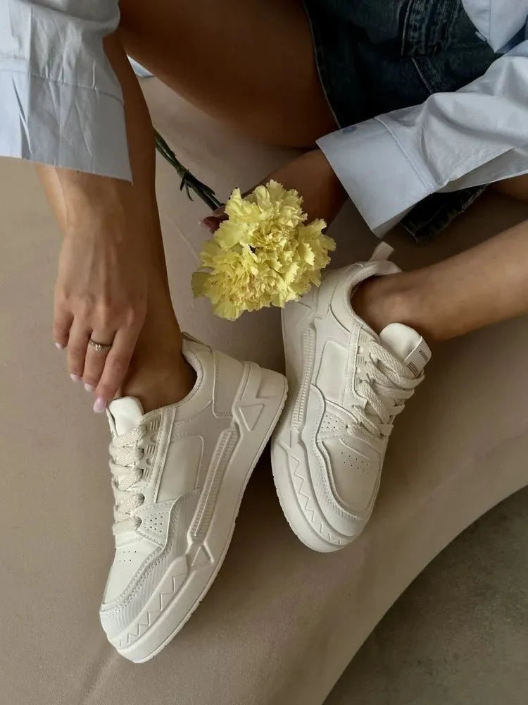 Emma Sneakers