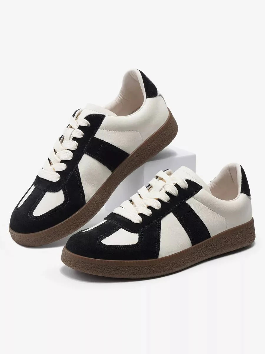 Gloria Sneakers