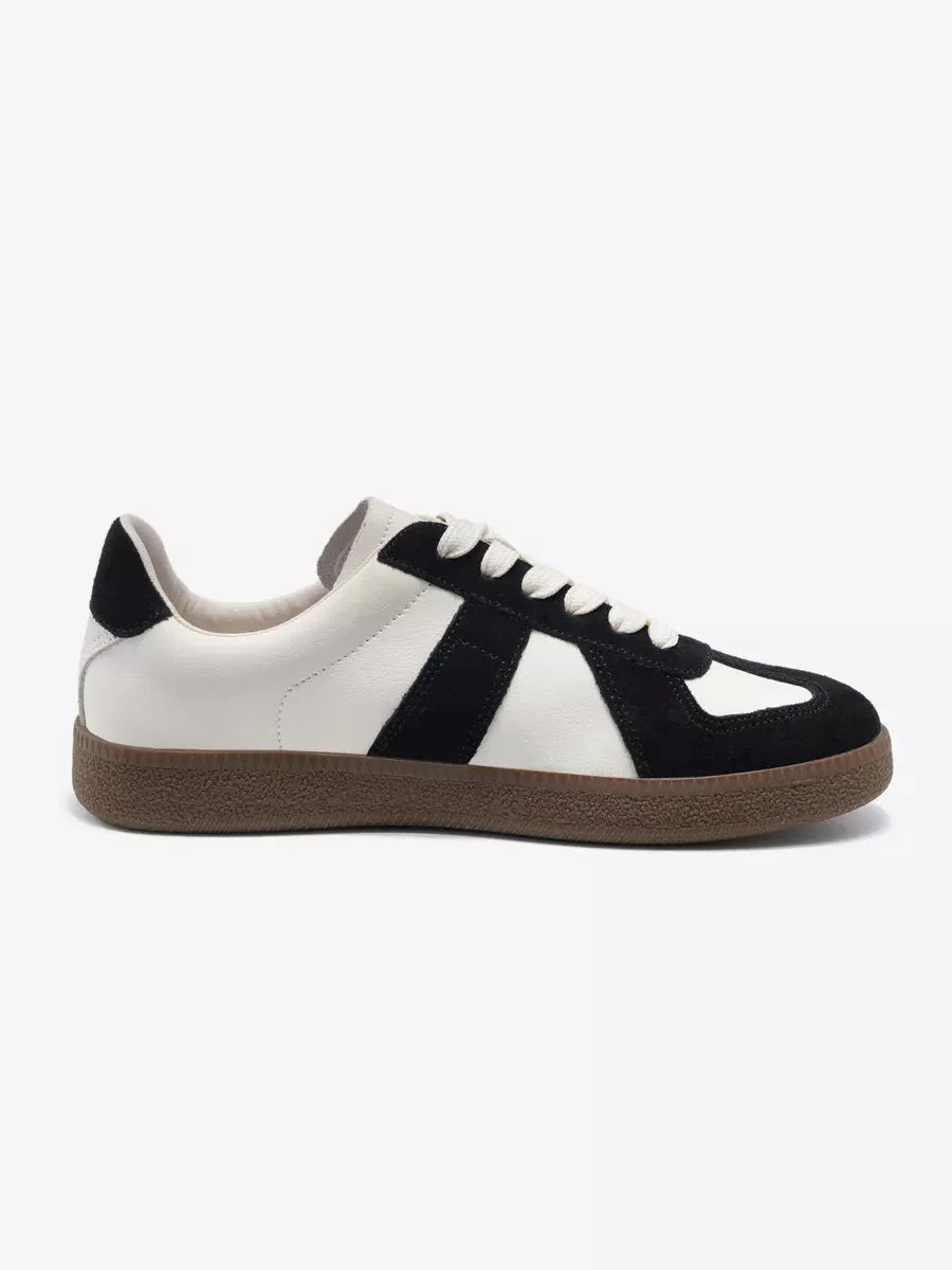 Gloria Sneakers