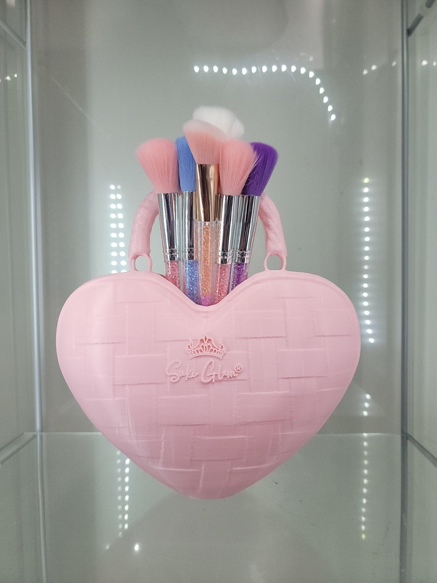 Heart-Shaped Pink Makeup Brush Holder - SukiGlam Vanity Essential