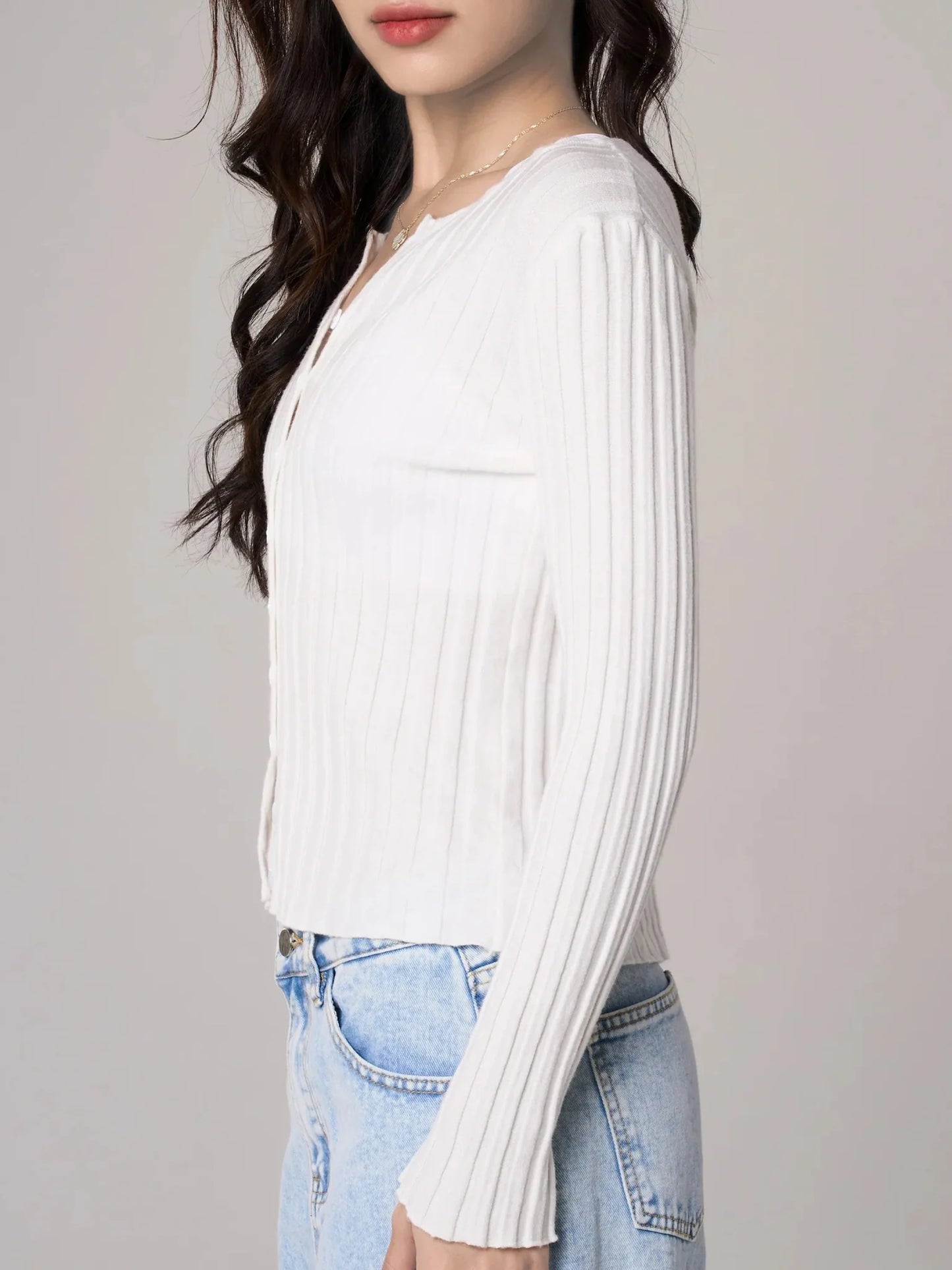 Kalani Slim Thin Sweater