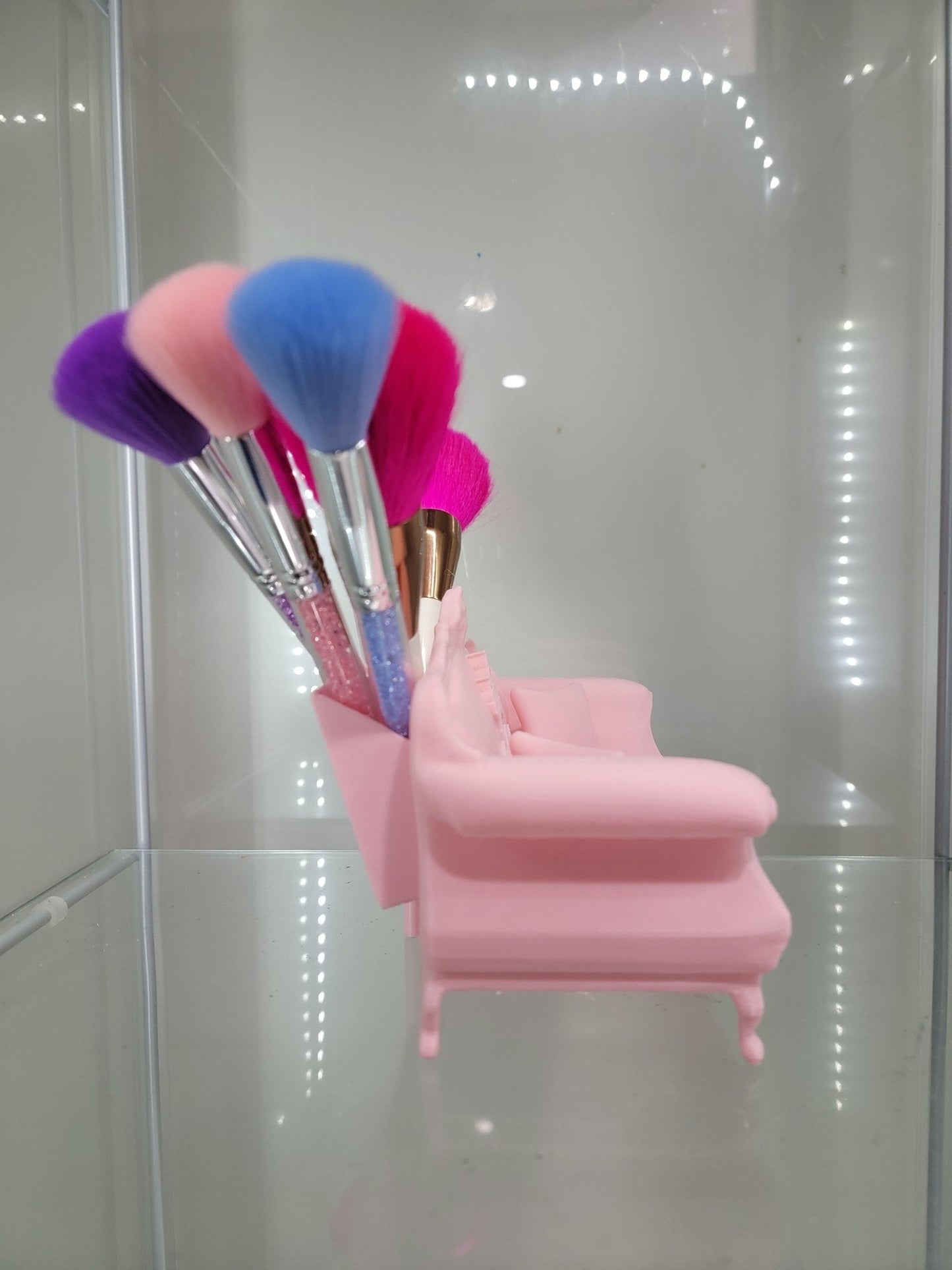 Luxurious Pink Sofa Makeup Brush Holder by Suki Glam®