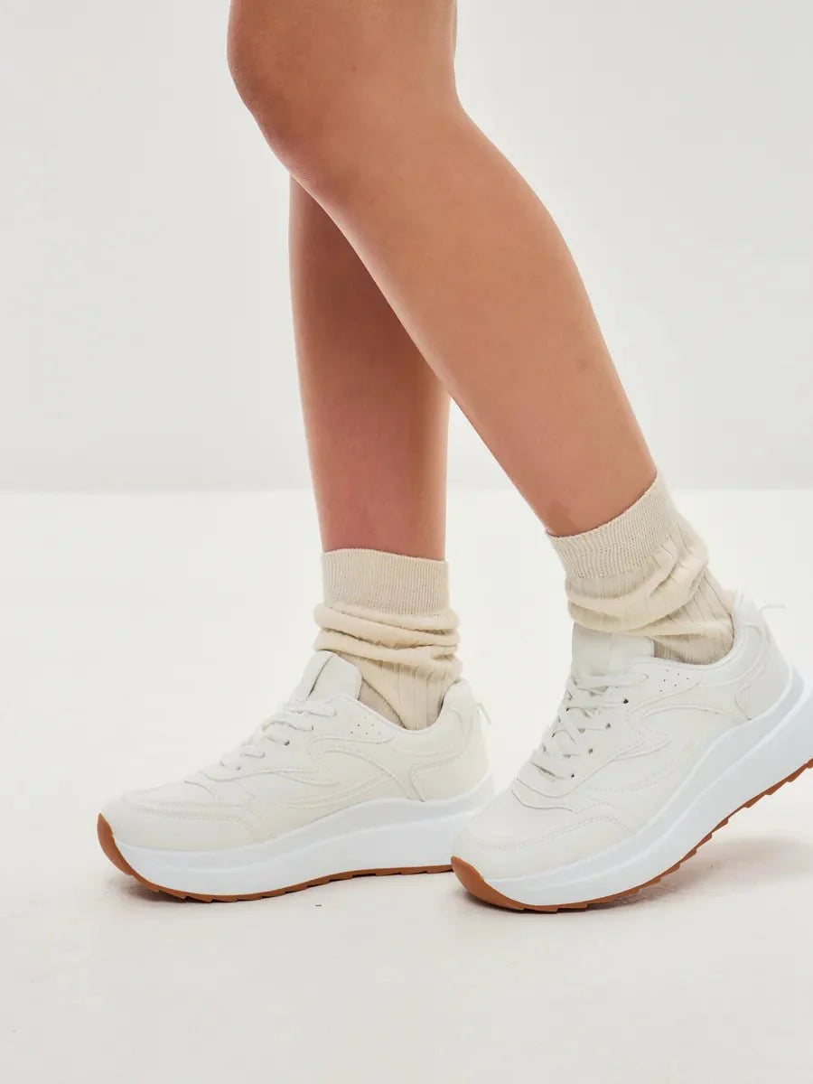 Phoebe Sneakers