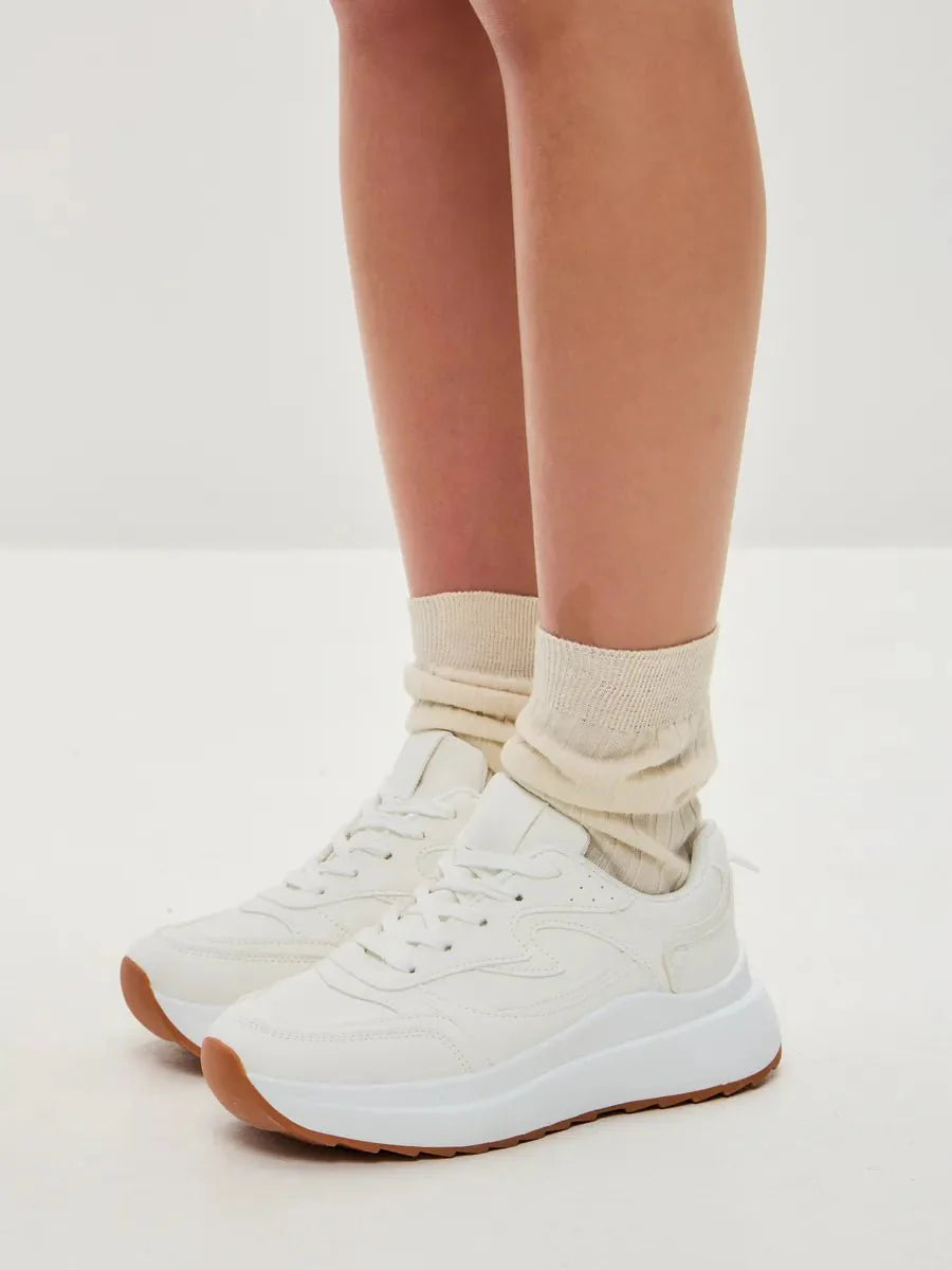 Phoebe Sneakers
