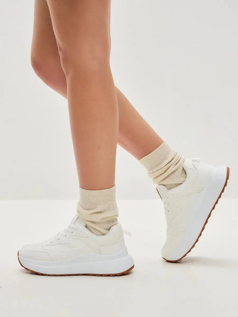 Phoebe Sneakers