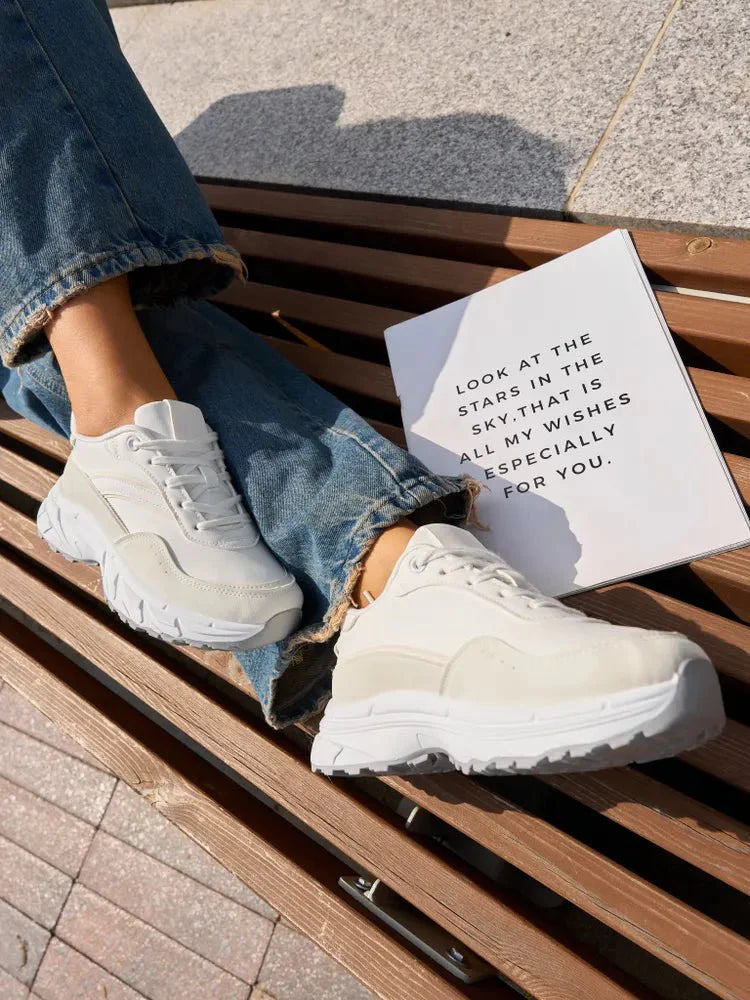 Beatrix Sneakers: Stylish and Comfy Go-To Kicks!