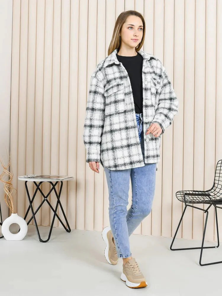 Beatrix Sneakers: Stylish and Comfy Go-To Kicks!