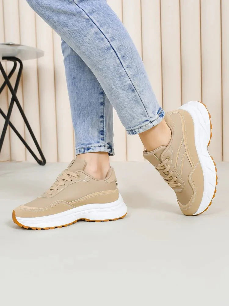 Beatrix Sneakers: Stylish and Comfy Go-To Kicks!