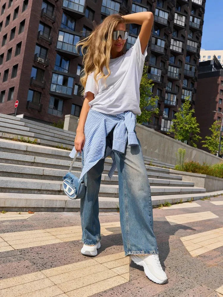 Beatrix Sneakers: Stylish and Comfy Go-To Kicks!