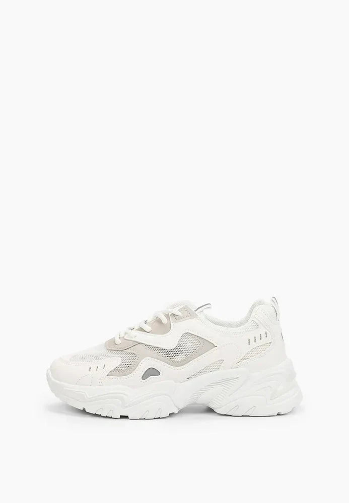 Cosima Sneakers: Chic and Comfortable Footwear