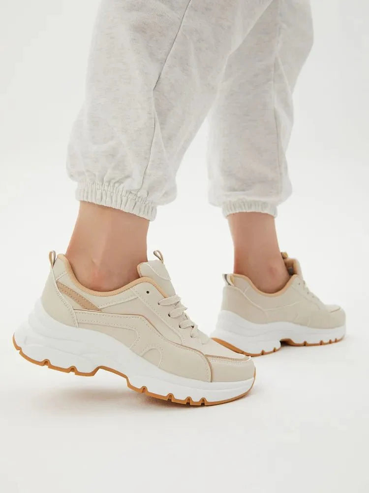 Cosima Sneakers: Chic and Comfortable Footwear